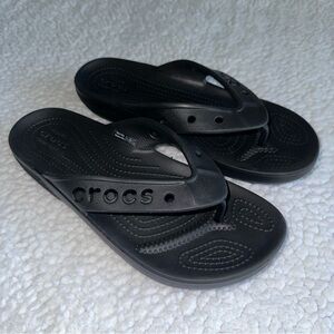 Crocs Baya II Flip Flops 208192 Black sandals Womens 10 mens 8 iconic comfort